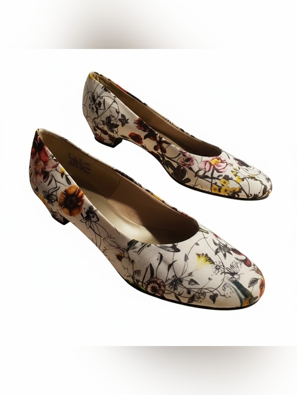 Soft Style Cream Floral Low Block Heel Pumps